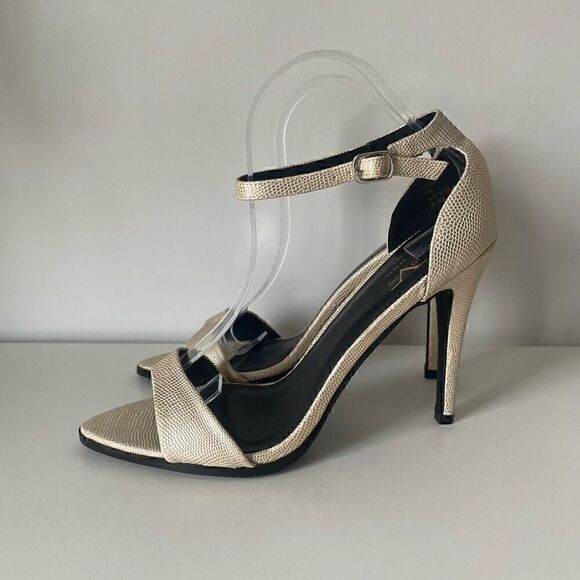 Italia 1969 Versace Nude Textured Ankle Strap Heels Sandals Size 10 Pointy Toe - Picture 2 of 10